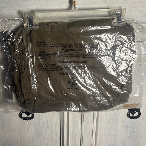 Good American Sea Turtle Olive Green Ruched Sleeveless Mini Dress - Picture 10 of 10